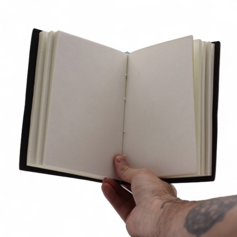 Skórzany Notatnik z Nadrukiem - My Chakras are Aligned AF