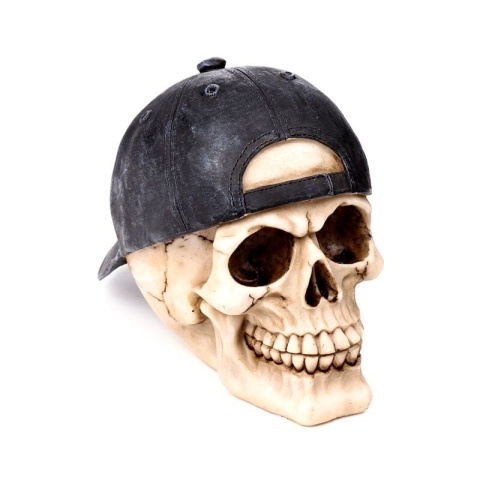 Czaszka z czapką baseballową - skull 14cm