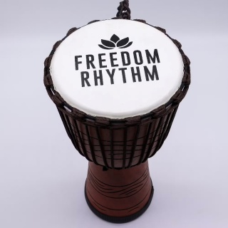 Duży Bęben Djembe Pro Rytm Wolności (wysoki) 50cm