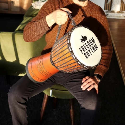 Duży Bęben Djembe Pro Rytm Wolności (wysoki) 50cm