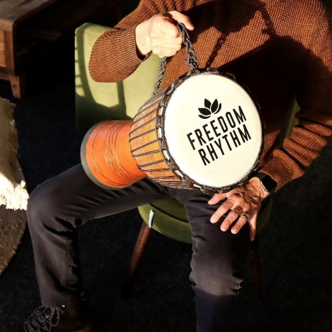 Duży Bęben Djembe Pro Rytm Wolności (wysoki) 50cm